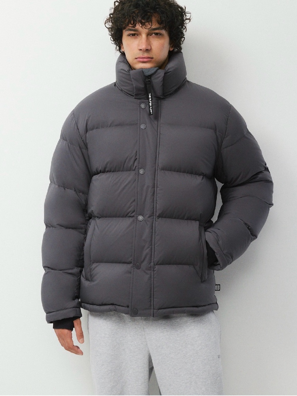Aritzia Men’s The Super Puff Original cliMATTE Goose Down Puffer Jacket Gray Siz